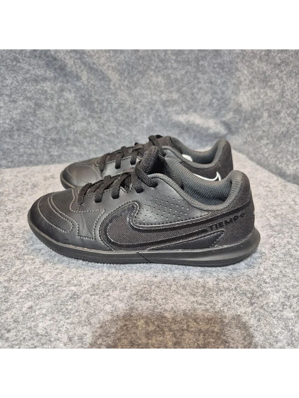 Nike Tempo Black Kids Shoes